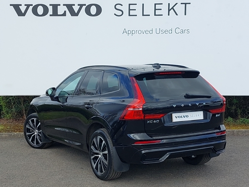 Volvo XC60 2.0 B4d Plus Dark Awd Geartronic KR23STX Black #2