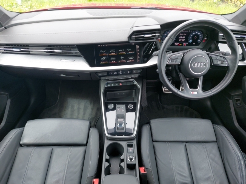 Audi A3 40 Tfsi E S Line S Tronic Red #3