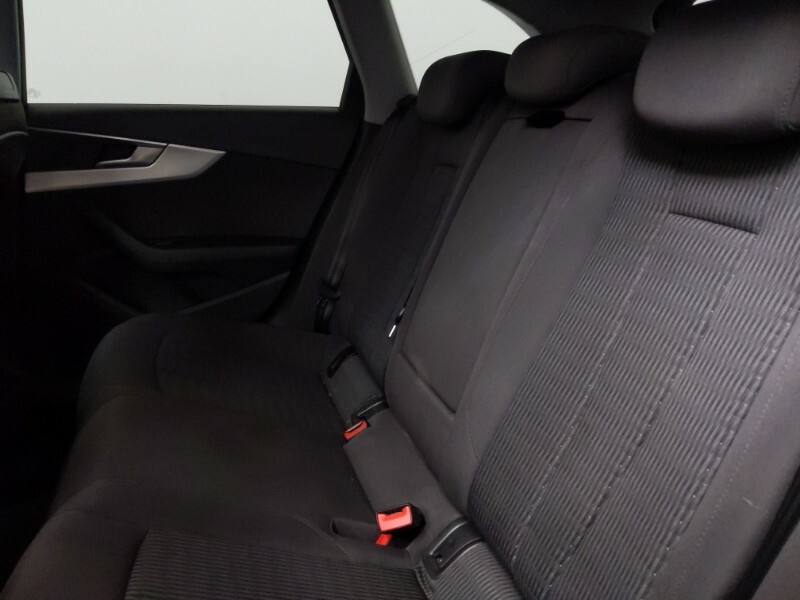 Audi A4 2.0 Tdi Ultra Se S Tronic WK67WCL Black #6