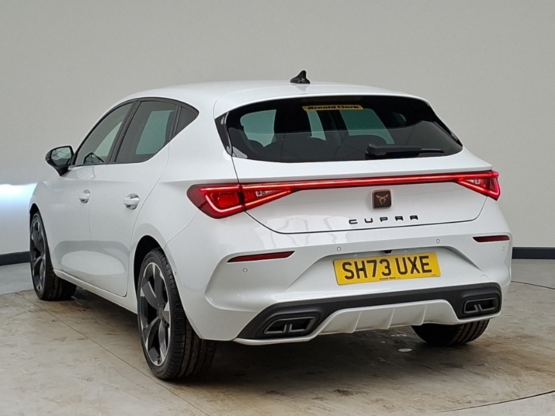 Cupra Leon 1.5 Etsi V1 Dsg SH73UXE White #2