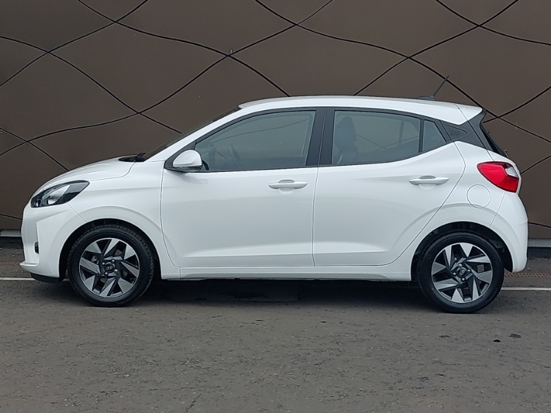 Hyundai I10 1.0 63 Advance Nav EF25MPV White #4