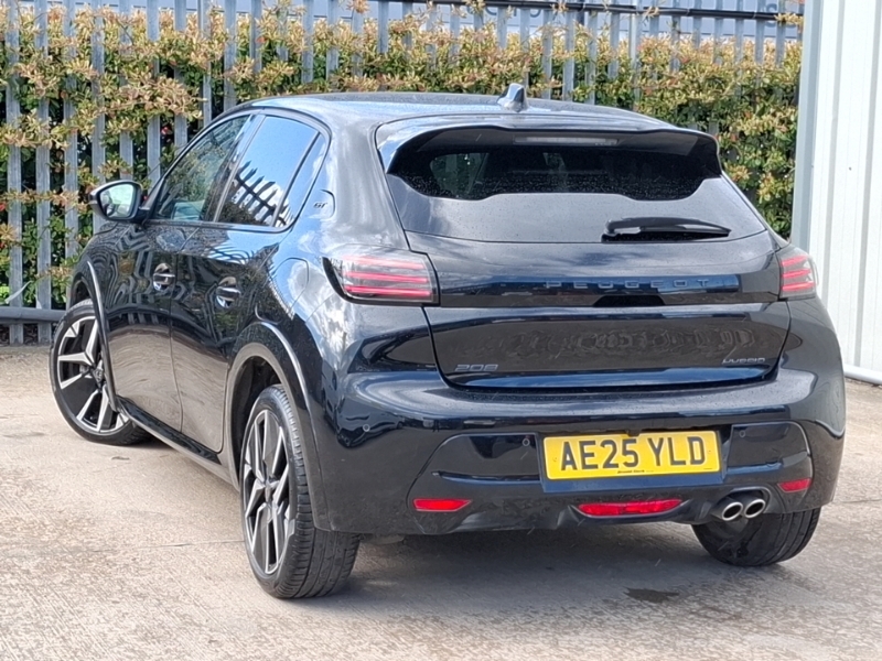 Peugeot 208 1.2 Hybrid 136 Gt E-dsc6 AE25YLD Black #2