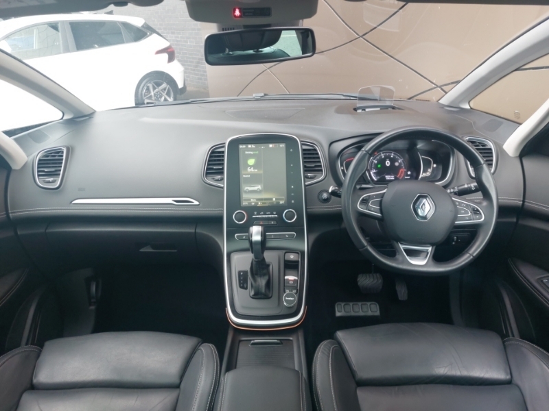 Renault Grand Scenic 1.3 Tce 140 Signature White #3