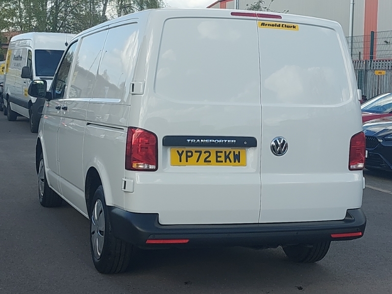 Volkswagen Transporter 2.0 Tdi 90 Startline Van YP72EKW White #2