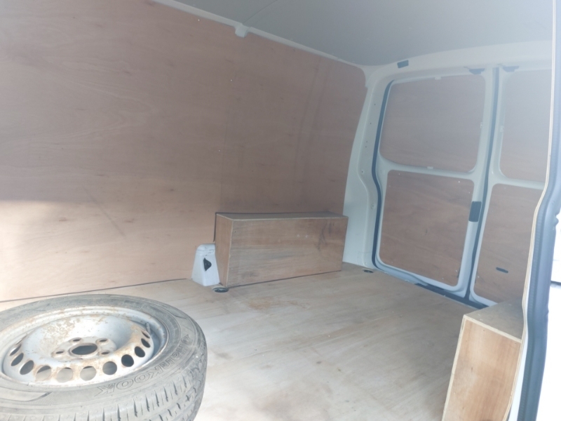 Volkswagen Transporter 2.0 Tdi 90 Startline Van YP72EKW White #6
