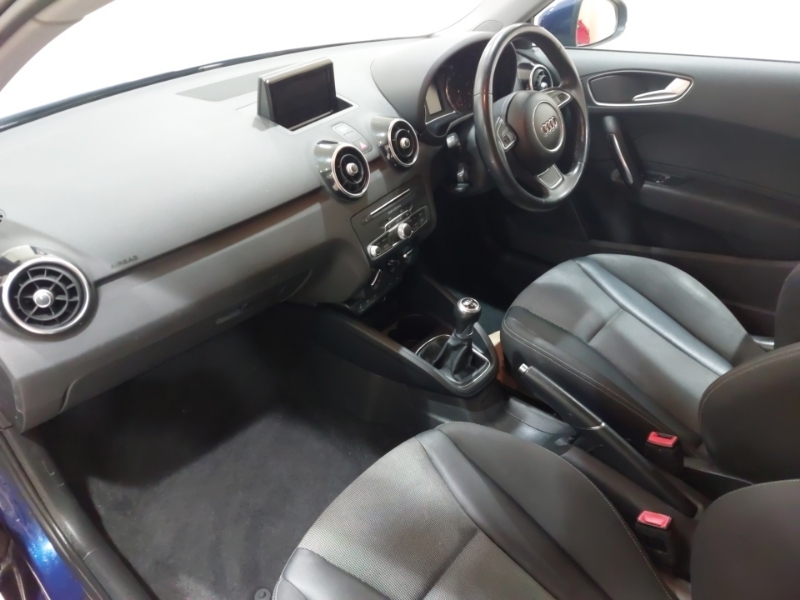 Audi A1 1.6 Tdi Se SB65JHU Blue #5