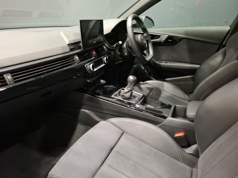 Audi A4 35 Tfsi Black Edition Grey #5