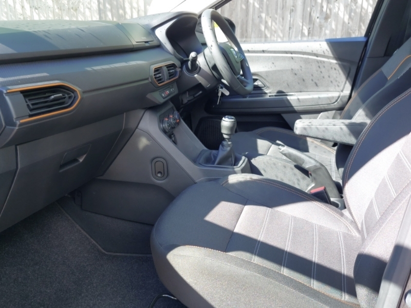 Dacia Sandero Stepway 1.0 Tce Bi-fuel Essential MA72BZP Black #5