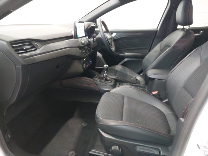 Ford Focus 1.5 Ecoblue 120 St-line X EU69OOV White #5