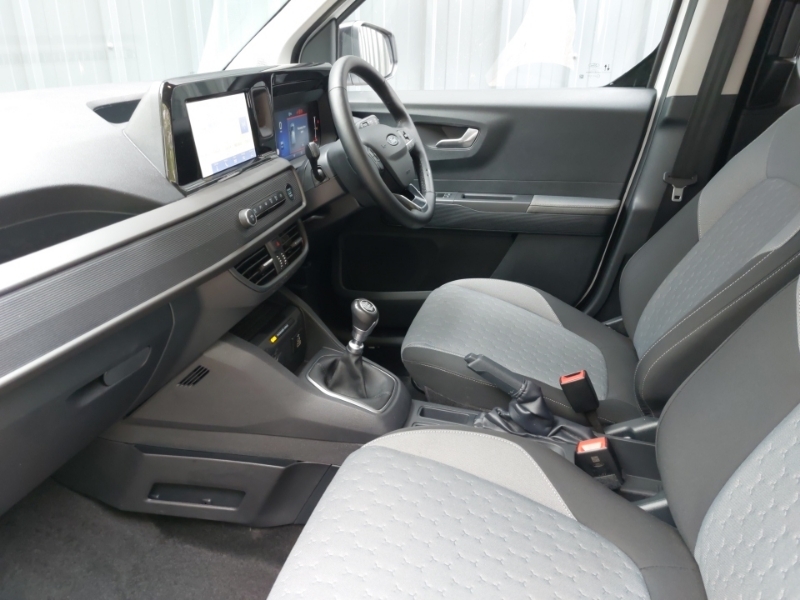 Ford Tourneo Courier 1.0 Ecoboost Titanium White #5