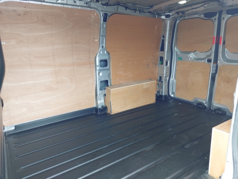 Ford Transit Custom 2.0 Ecoblue 136Ps H1 Van Limited HN24WCZ Silver #6