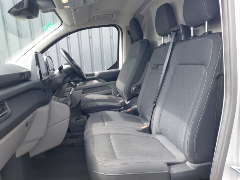 Ford Transit Custom 2.0 Ecoblue 136Ps H1 Van Limited HN24WCZ Silver #5