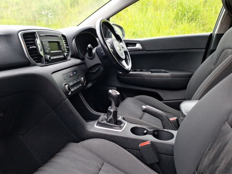 Kia Sportage 1.7 Crdi Isg 1 SA16TWJ White #5