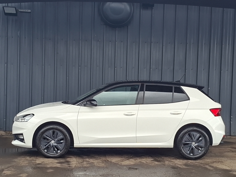 Skoda Fabia 1.0 Mpi 80 Colour Edition GL23ETK White #4