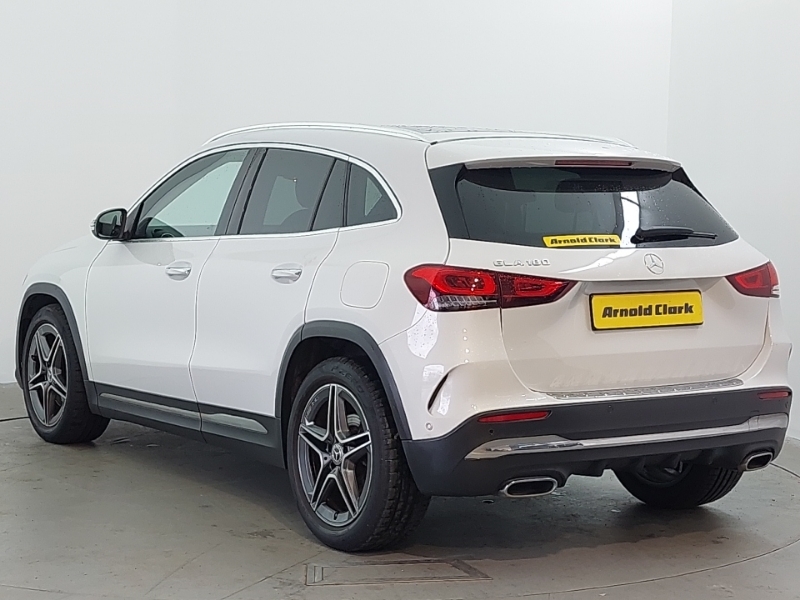 Mercedes-Benz GLA Class Gla 180 Amg Line Premium Plus CX21ZKH White #2