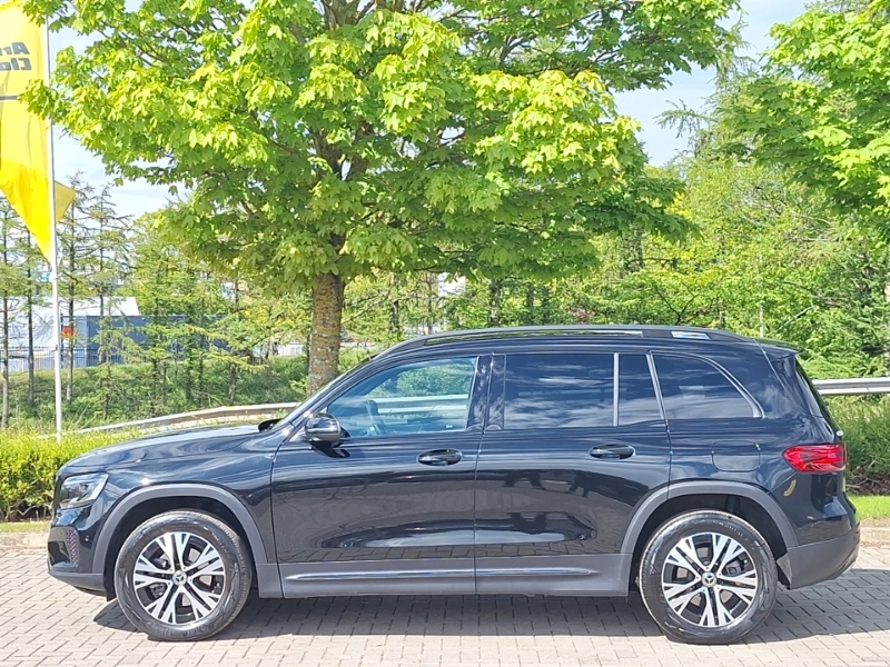 Mercedes-Benz GLB Class Glb 200 Sport Executive 7G-tronic CF25BKJ Black #4