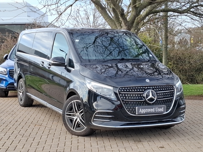 Mercedes-Benz V Class V300 D Premium Amg Line 9G-tronic Extra Long Black