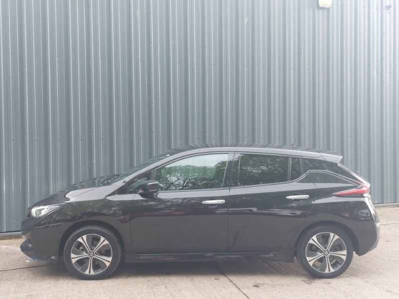 Nissan Leaf 160Kw E N-tec 62Kwh Black #4