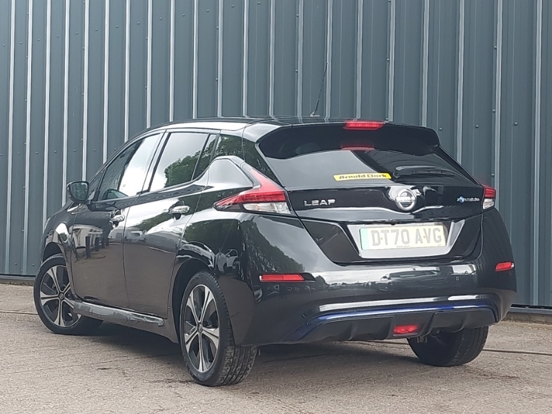 Nissan Leaf 160Kw E N-tec 62Kwh Black #2