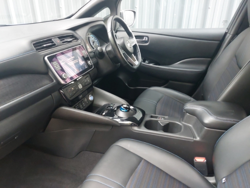 Nissan Leaf 160Kw E N-tec 62Kwh Black #5