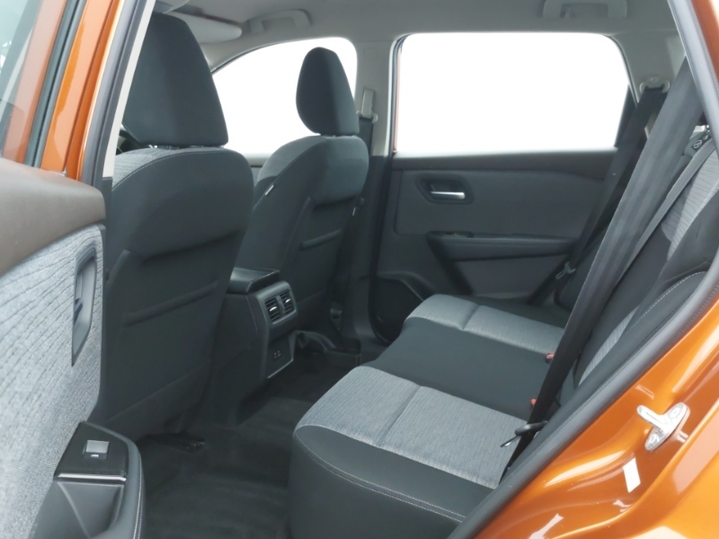 Nissan X-Trail 1.5 E-power 204 Acenta Premium Xtronic NJ73CXS Orange #6