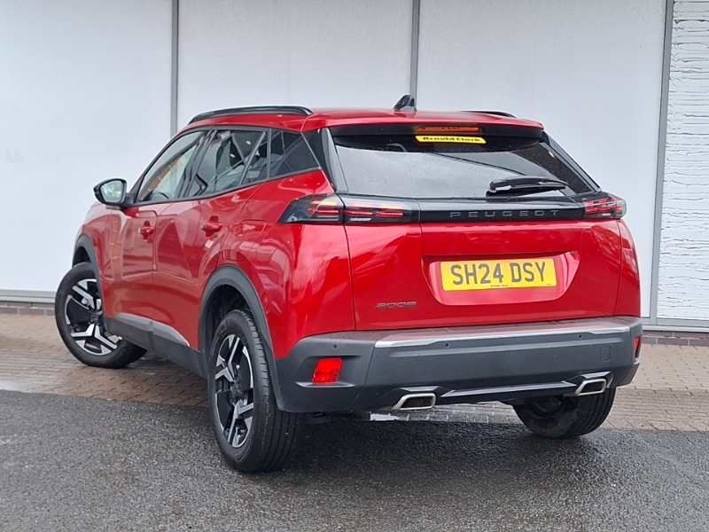 Peugeot 2008 1.2 Puretech 130 Allure Red #2