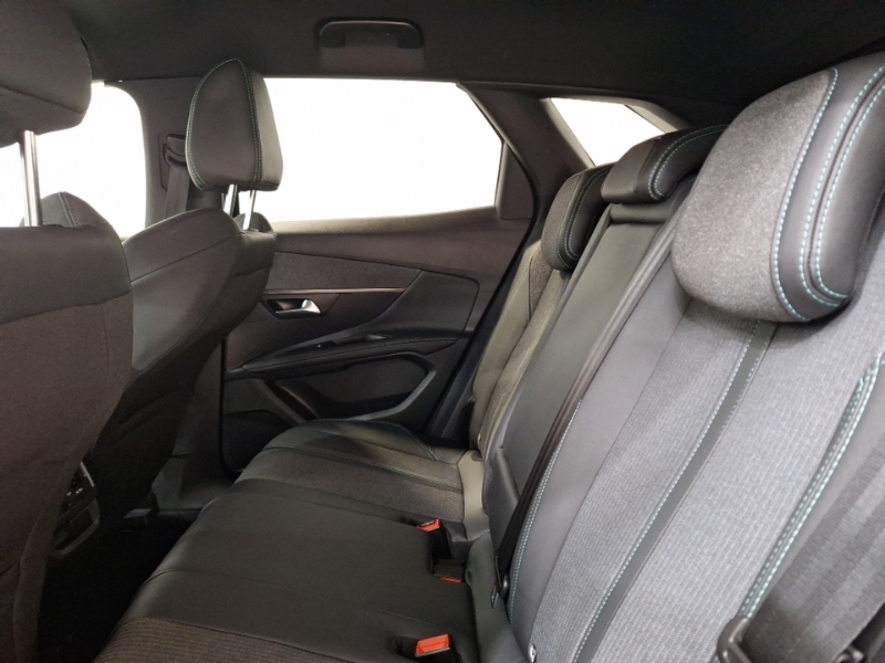 Peugeot 3008 1.2 Puretech Allure Premium Eat8 FG73DFL Black #6