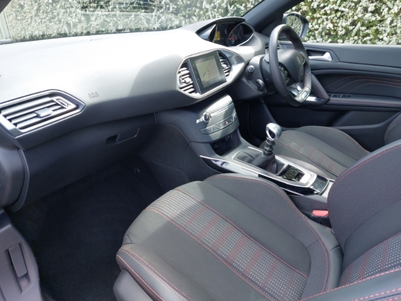 Peugeot 308 1.5 Bluehdi 130 Gt Line KV19EVD Grey #5