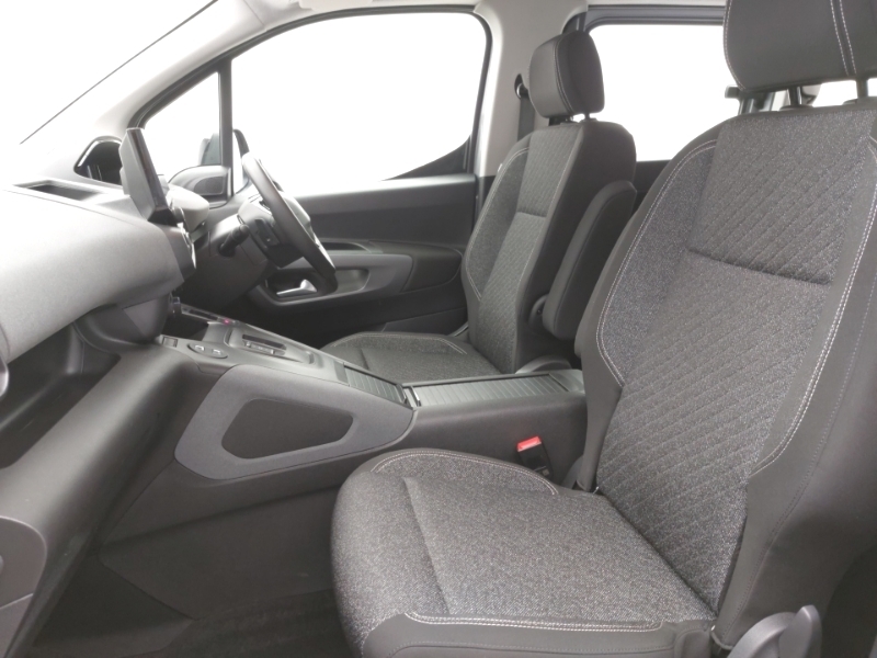 Peugeot e-Rifter 100Kw Allure 52Kwh Grey #5