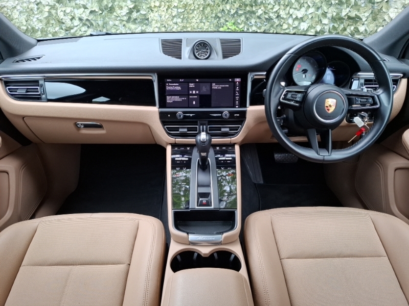 Porsche Macan S Pdk HG72KHW Black #3