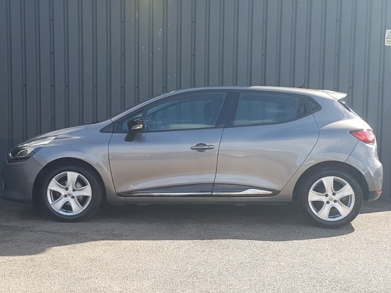 Renault Clio 1.2 16V Dynamique Medianav Grey #4