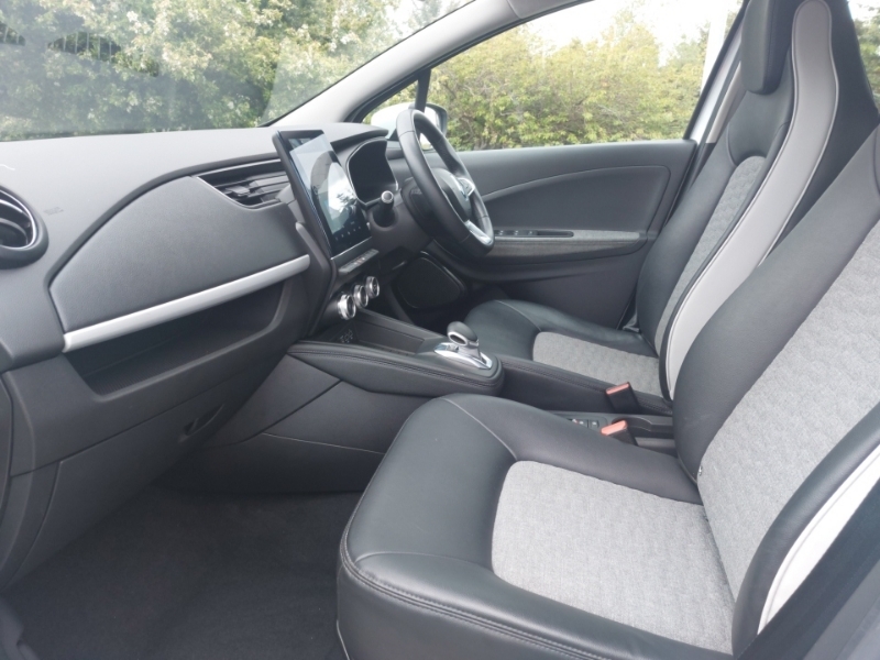 Renault Zoe 100Kw I Gt Line R135 50Kwh White #5