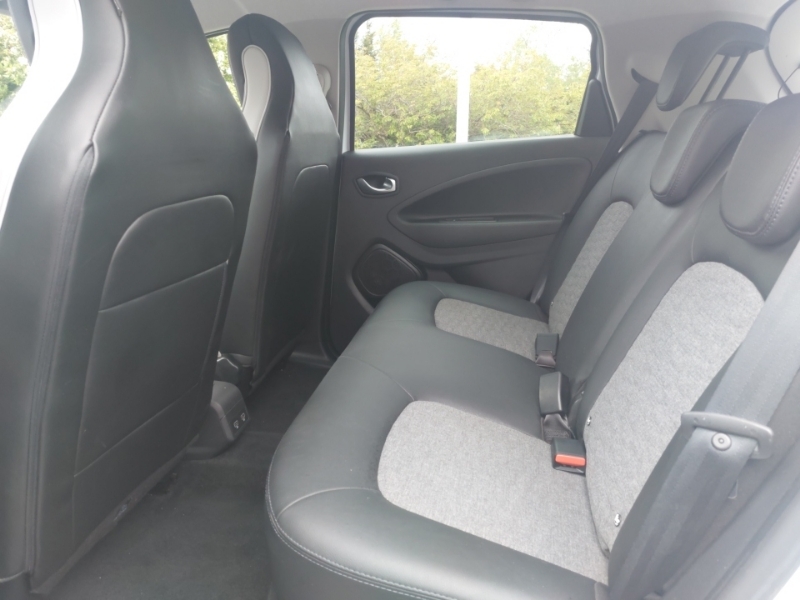 Renault Zoe 100Kw I Gt Line R135 50Kwh White #6