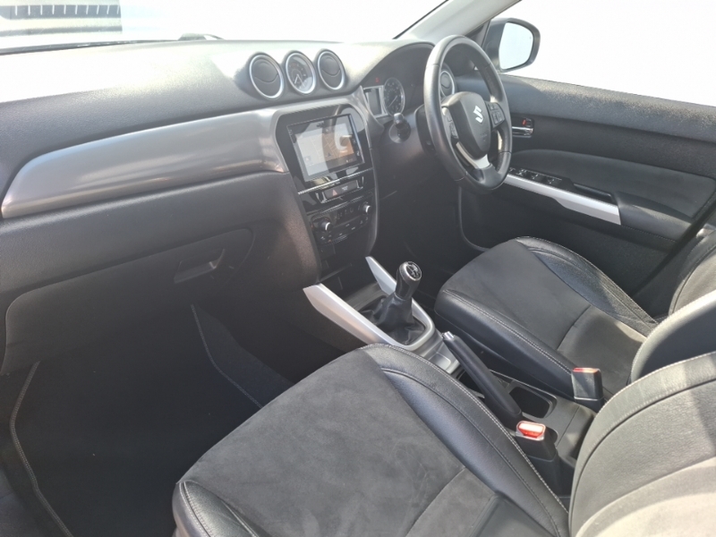 Suzuki Vitara 1.6 Sz5 WF66UVM White #5
