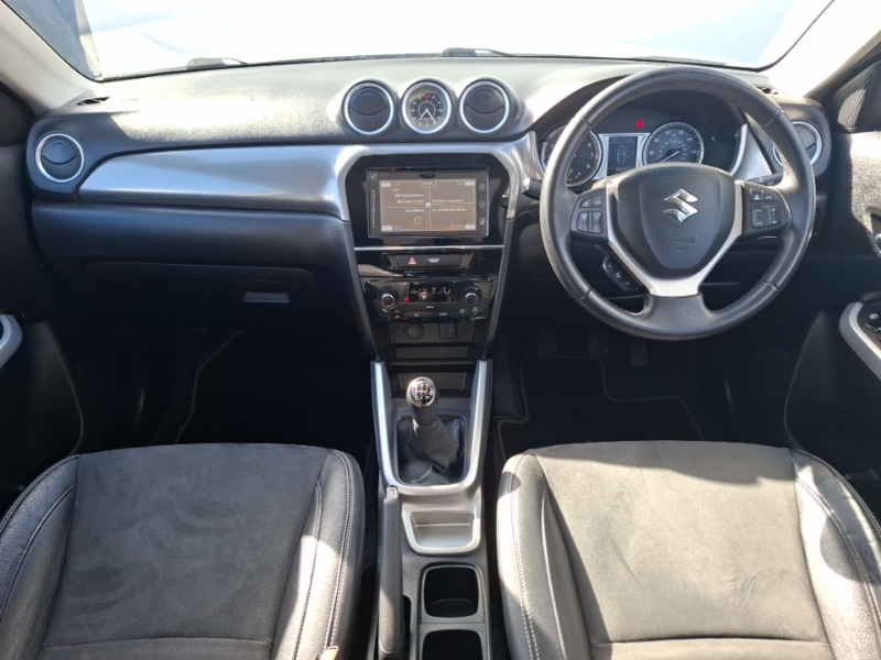 Suzuki Vitara 1.6 Sz5 WF66UVM White #3