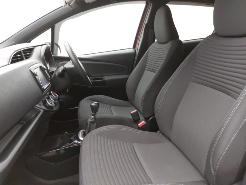 Toyota Yaris 1.5 Vvt-i Blue Bi-tone PL18WHA Red #5