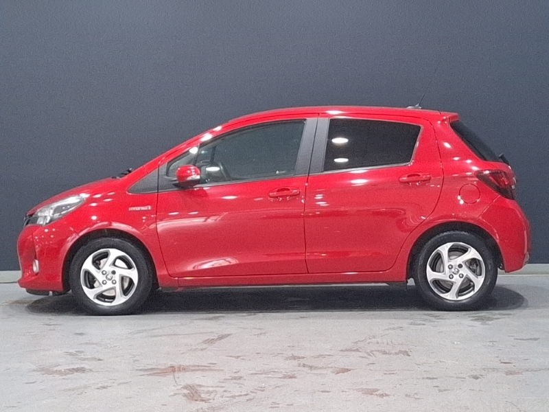 Toyota Yaris 1.5 Hybrid Icon Cvt YC17VBY Red #4