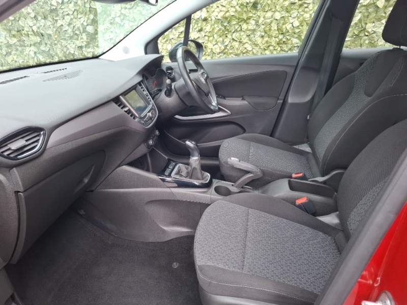 Vauxhall Crossland 1.2 Design SC22EUF Red #5