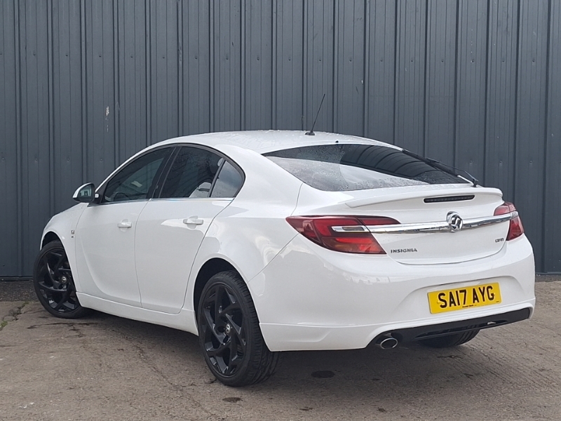 Vauxhall Insignia 1.6 Cdti Sri Vx-line Start Stop SA17AYG White #2