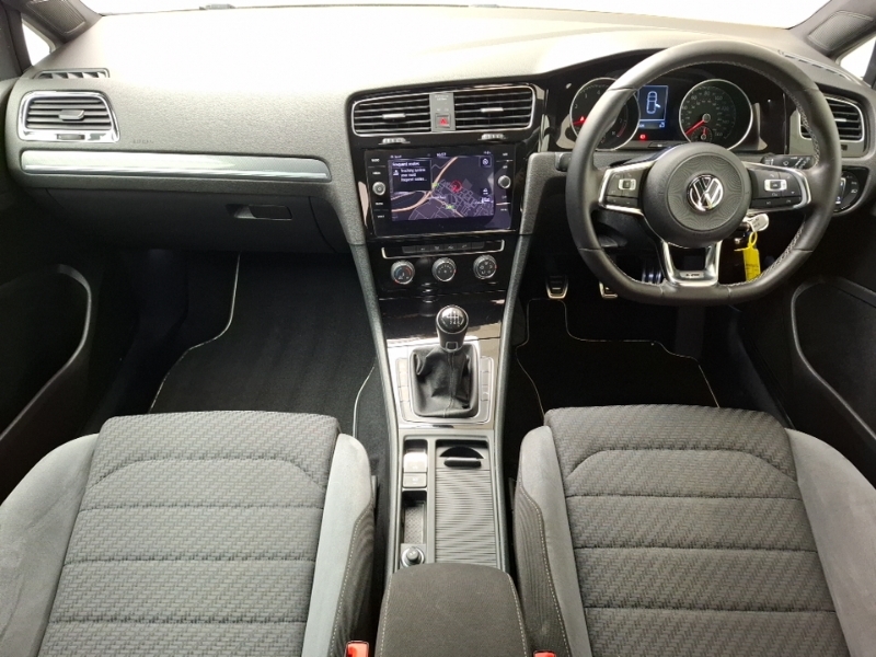 Volkswagen Golf 1.5 Tsi Evo 150 R-line SC67NCX Yellow #3