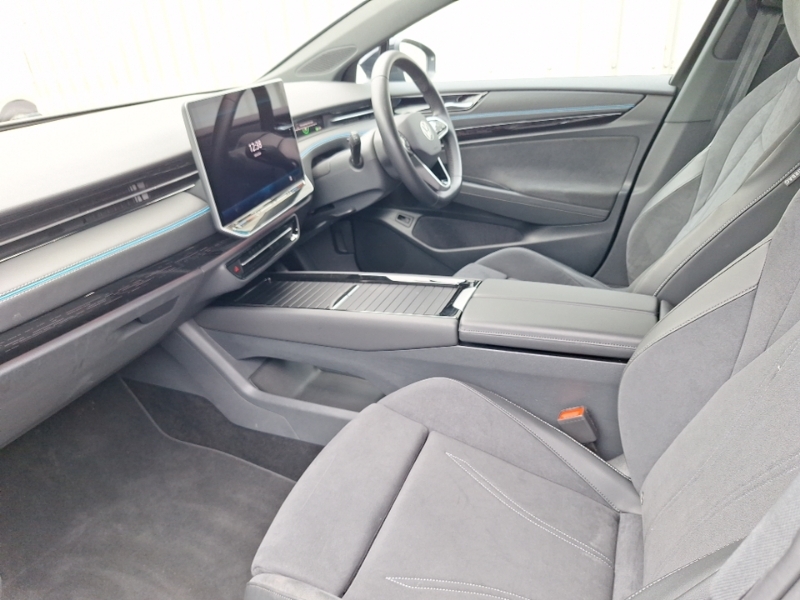 Volkswagen ID.7 210Kw Match Pro 77Kwh Blue #5