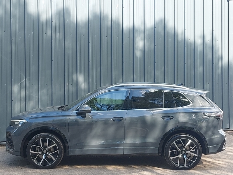 Volkswagen Tiguan 1.5 Tsi 272 Ehybrid R-line Dsg MK74DFG Grey #4