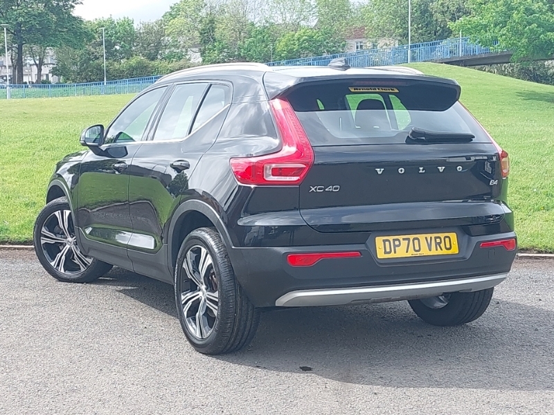 Volvo XC40 2.0 B4p Inscription Pro DP70VRO Black #2