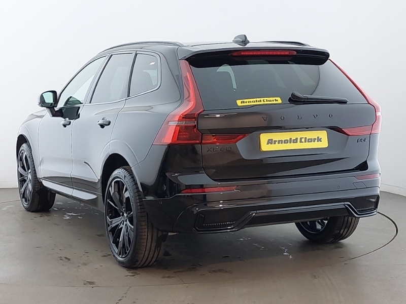 Volvo XC60 2.0 B5p Plus Black Edition Awd Geartronic SL75HGE Black #2