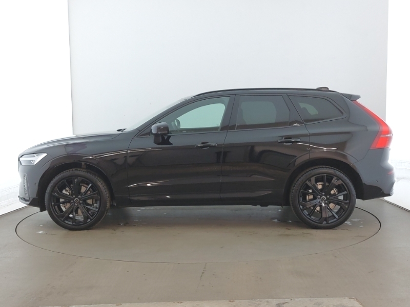 Volvo XC60 2.0 B5p Plus Black Edition Awd Geartronic SL75HGE Black #4
