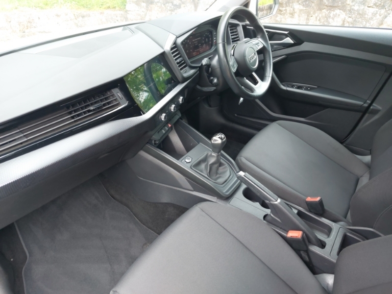 Audi A1 30 Tfsi 110 Technik SB22GHV White #5