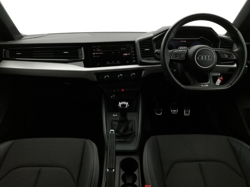 Audi A1 25 Tfsi Black Edition SW23FZO Grey #3