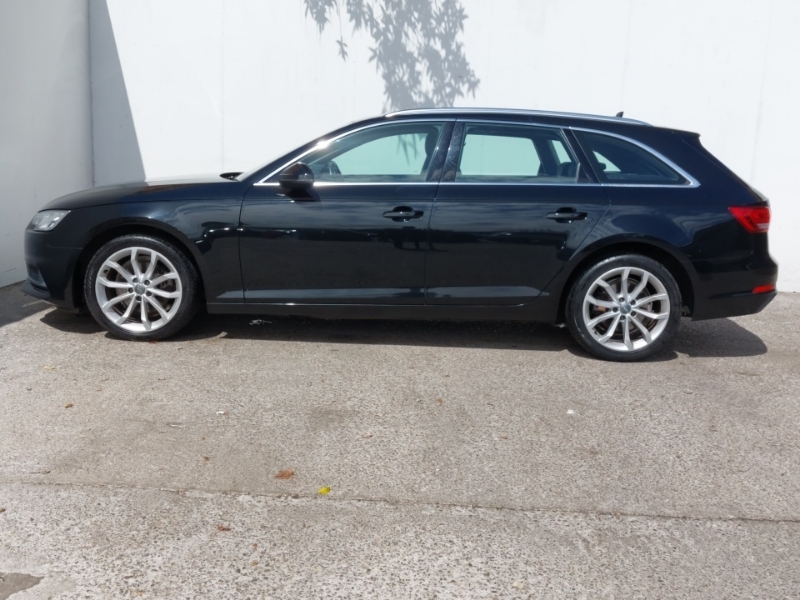 Audi A4 35 Tfsi Sport S Tronic YH19KJR Black #4