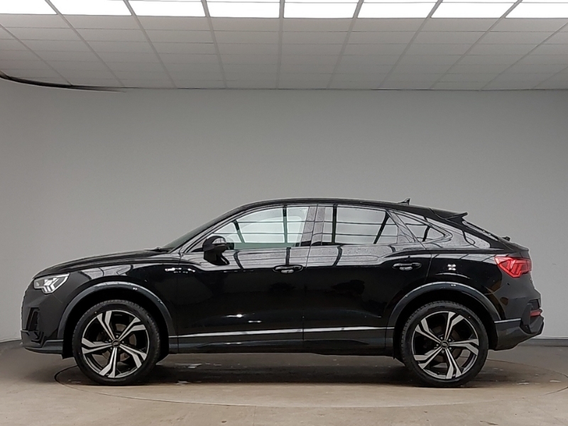 Audi Q3 35 Tfsi Edition 1 S Tronic SD20YUK Black #4