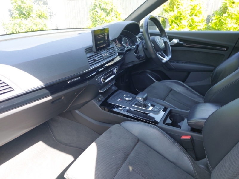 Audi Q5 40 Tdi Quattro Black Edition S Tronic YR20WDU White #5